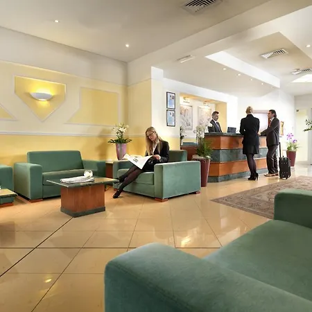 Otel Piramidi Torri di Quartesolo